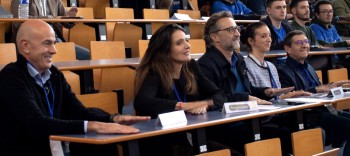 Les membres du jury Claudio Strobbia (Realtimeseismic), Sunsearé Gabalda (BRGM), Florent Bertini (TotalEnergies), Carole Benhamou (Groupe Daniel) et Christophe Derail (vice-président Partenariat et innovation de l’UPPA). Les membres du jury.